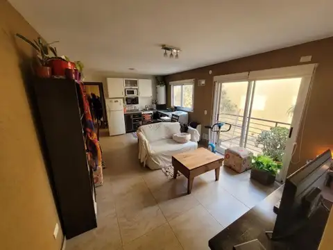 Moderno y luminoso departamento de 2 ambientes con balcón.APTO CREDITO.