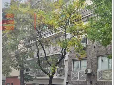 Departamento 3 ambientes al frente con balcón y cochera cubierta  Apto credito
