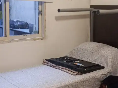 Depto Tipo Casa 5 ambientes con 1 baño