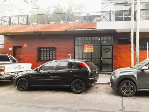 MAGNIFICO LOCAL EN EXCELENTE UBICACION Y ESTADO
