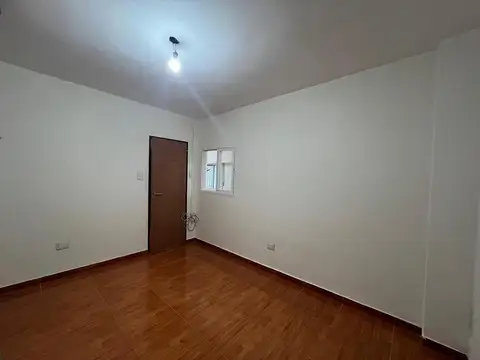 Depto Tipo Casa en Venta 49 años