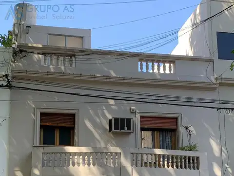 Galvez y Bv. Oroño  - Hermosa Casa