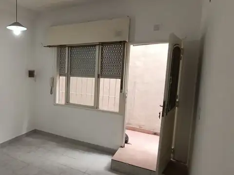 Depto Tipo Casa en Venta de Monoambiente