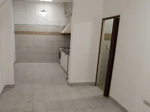 Depto Tipo Casa Monoambiente con 1 baño