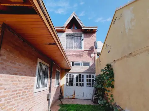 Depto Tipo Casa en Alquiler de 2 ambientes