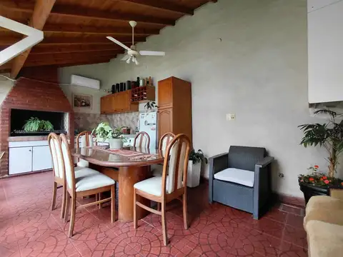Casa en Venta en San Andres, Partido de General San Martín
