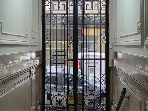 VENTA DEPTO 4 AMB ZONA FACULTADES. RECOLETA.