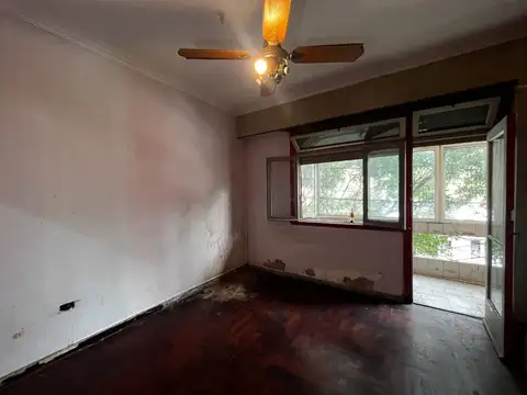 Venta PH 3 amb c balcón a RECICLAR. Villa Crespo