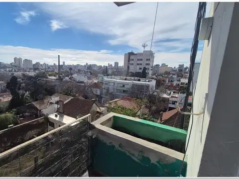 Departamento en Alquiler en Coghlan, $ 550.000