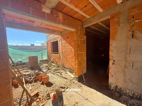 Depto Tipo Casa en Venta de 3 ambientes