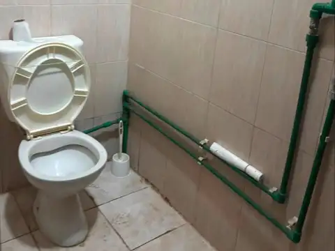 Avenida Vélez Sarsfield 300, Piso pb