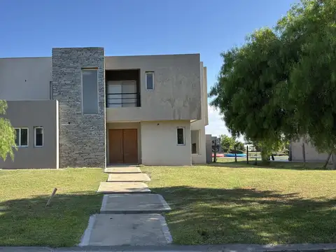 Casa en Venta en El Cantón - Norte, USD 340.000