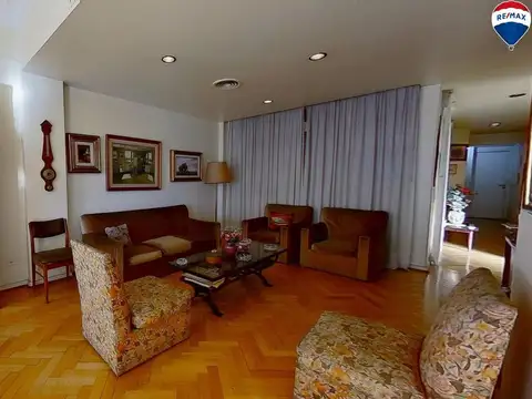 Departamento 5 ambientes con 2 baños