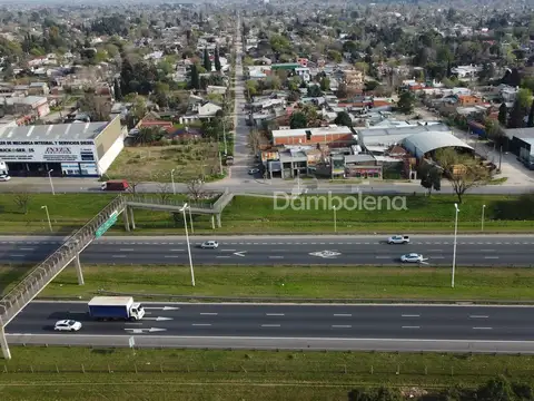 Colectora Acceso Oeste norte 2000