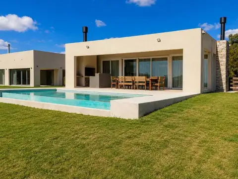 Casa en Alquiler en Countries y Barrios Cerrados en Escobar, Partido de Escobar