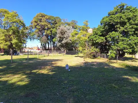 VENTA DE LOTE CENTRAL DE 228M2 C/ ESCRITURA