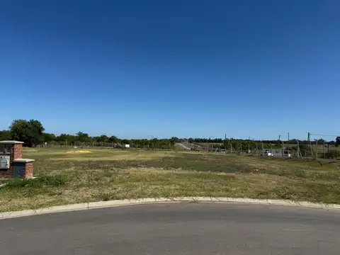 Terreno en Venta en San Sebastián, USD 27.000