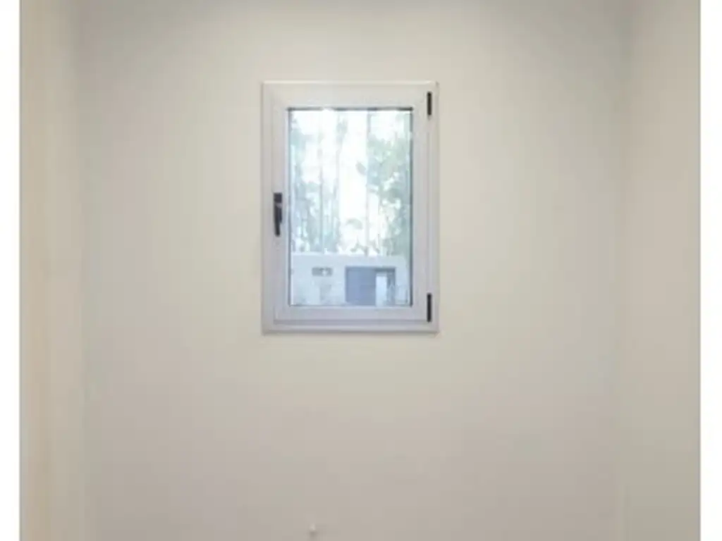 CASA DE 3 DORMITORIOS CON COCHERA, GALERÍA Y PISCINA - Foto 18