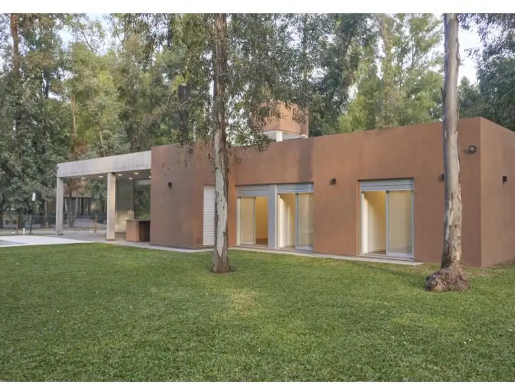 CASA DE 3 DORMITORIOS CON COCHERA, GALERÍA Y PISCINA - Foto 21