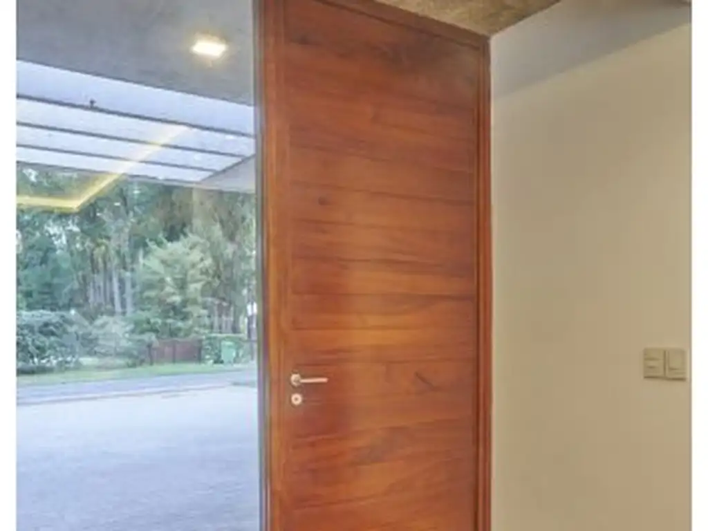 CASA DE 3 DORMITORIOS CON COCHERA, GALERÍA Y PISCINA - Foto 45