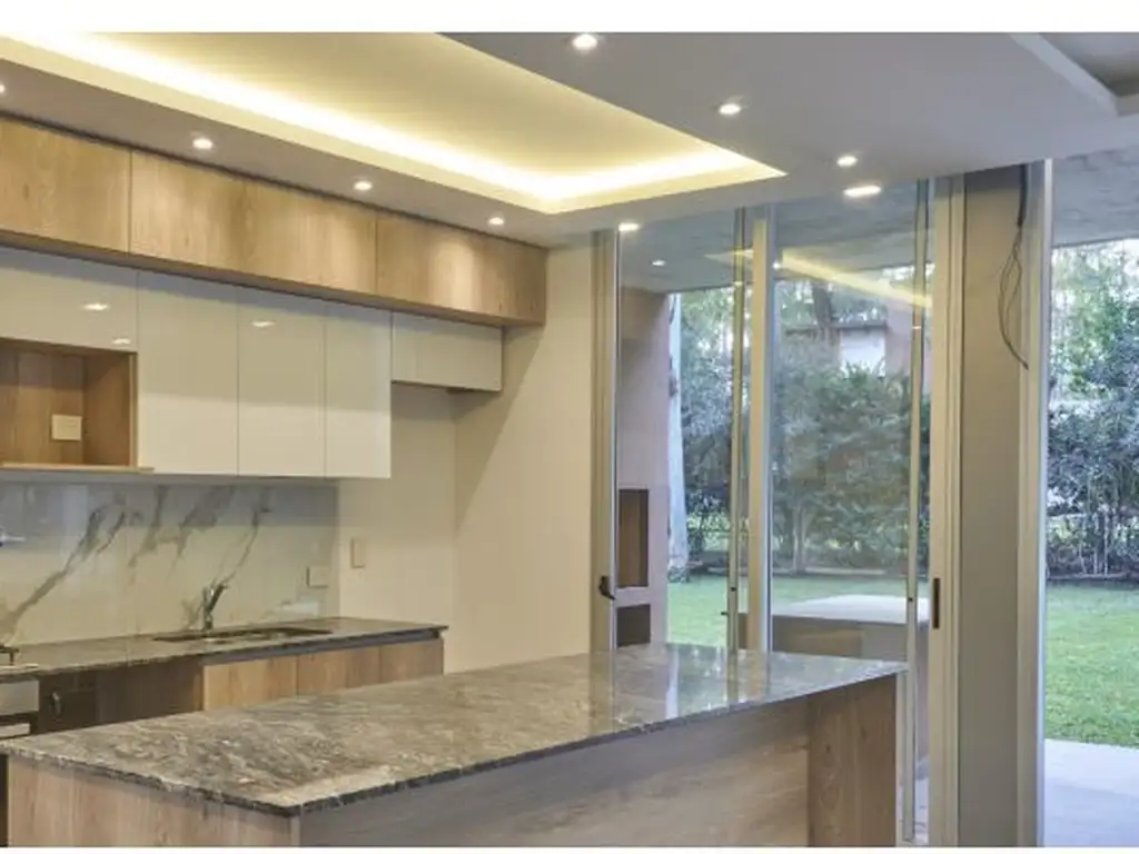 CASA DE 3 DORMITORIOS CON COCHERA, GALERÍA Y PISCINA - Foto 60