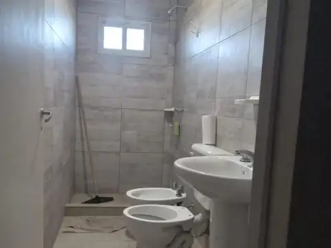 CASA EN VENTA - SAUCE VIEJO, BARRIO TEMBEI PORÁ