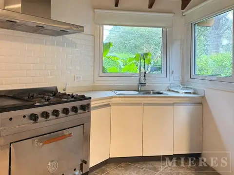 Casa en Venta en Club Privado Loma Verde, USD 185.000