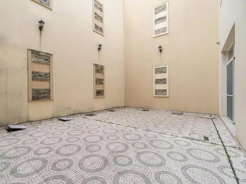 VENTA DE EDIFICIO ENTERO CON ASCENSOR EN CABALLITO