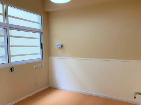 VENTA DE EDIFICIO ENTERO CON ASCENSOR EN CABALLITO