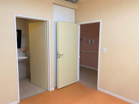 VENTA DE EDIFICIO ENTERO CON ASCENSOR EN CABALLITO