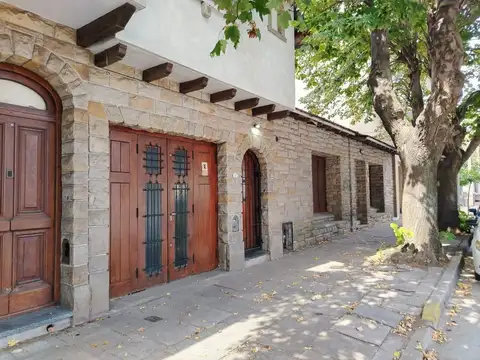 Alquiler Profesional Chalet 5 ambientes Centro 