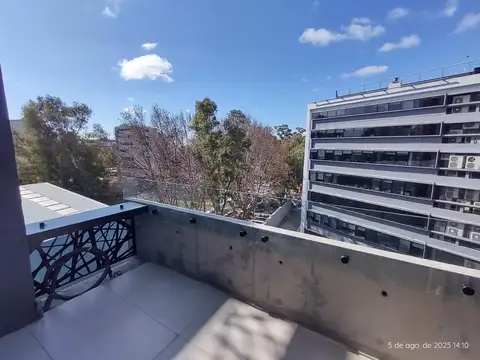 Departamento 3 ambientes con 4 baños