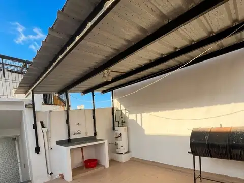 Depto Tipo Casa 4 ambientes con 1 baño