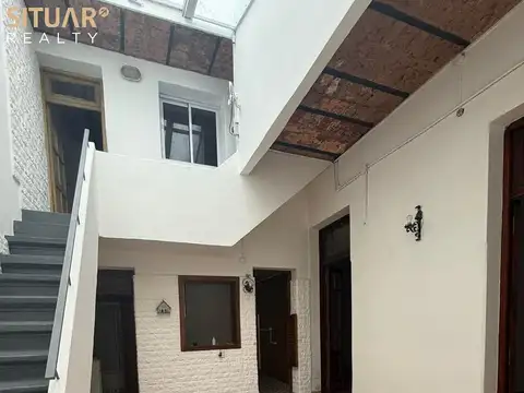 Depto Tipo Casa en Alquiler 40 años