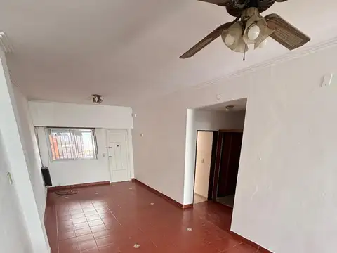 Casa en Alquiler con 1 cochera