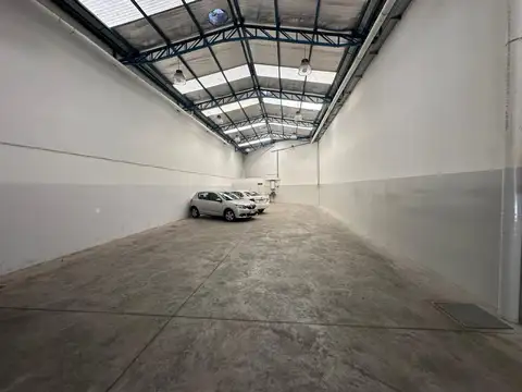 Galpon en Venta en Barracas, USD 490.000