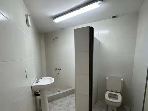 Galpon en Venta 10  mts Frente