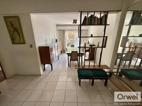 Venta amplio 3 ambientes, Saavedra. 1° piso por escalera