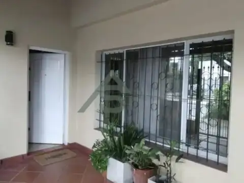 Fermín Gamboa 244 , Piso 0