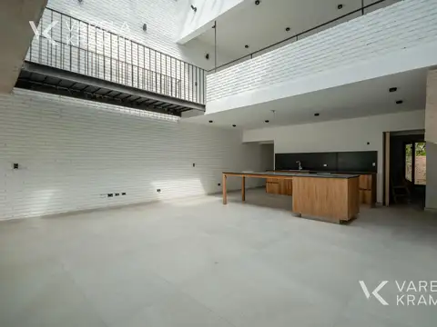 Casa en Venta con 1 cochera