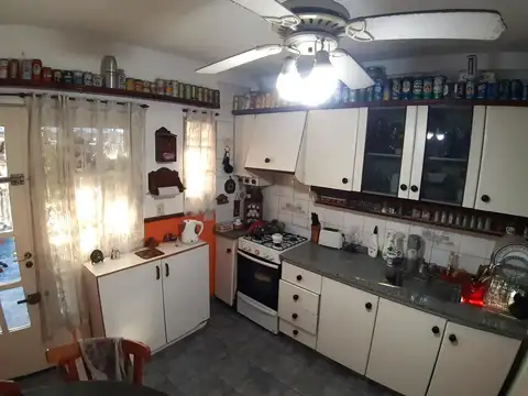 Depto Tipo Casa 3 ambientes con 2 baños