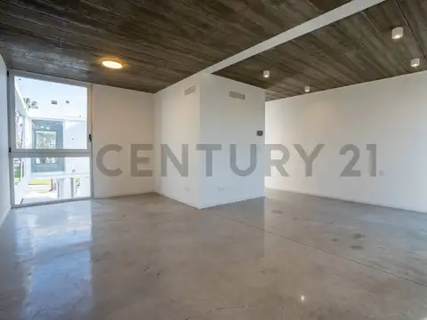 OFICINA EN VENTA CITY BELL COMPLEJO RH