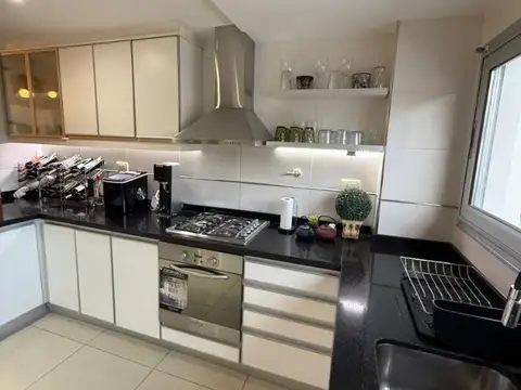 Departamento 4 ambientes con 2 baños