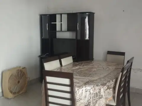 Depto Tipo Casa 2 ambientes con 1 baño
