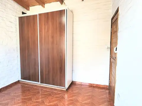 Lynch 3100, Piso 1°