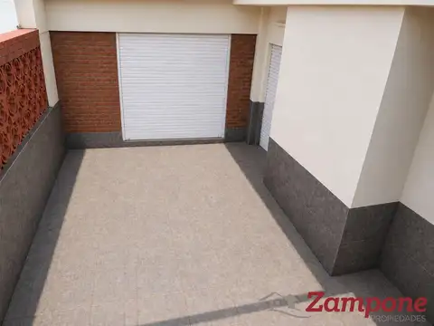 Casa 6 ambientes con 2 baños