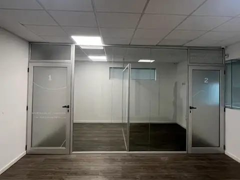 Oficina en Alquiler en Centro, $ 650.000