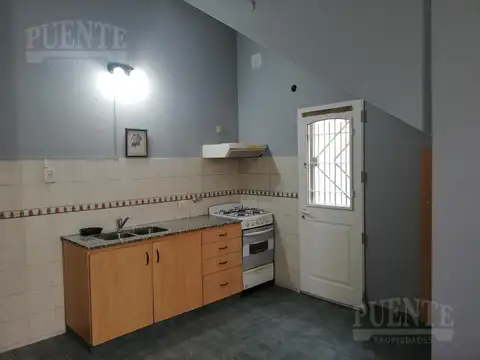 Depto Tipo Casa en Venta en Lomas De Zamora, USD 75.000