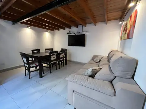 Depto Tipo Casa en Venta en Caballito Norte, USD 170.000