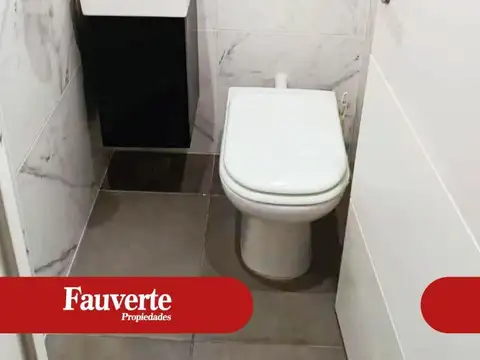 Casa 3 ambientes con 2 baños